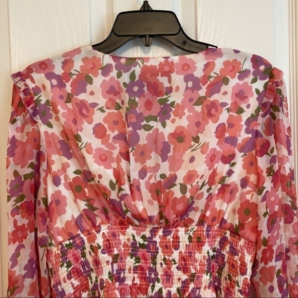 NICOLE MILLER Floral Smocked Silk Blouse Coral M - Picture 7 of 9